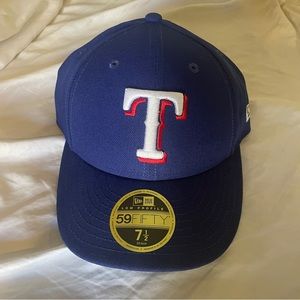 New Era Low-Profile Fitted 7 1/2 Texas Rangers hat. *UNWORN*